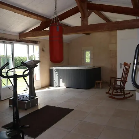 Domaine Des Bigoussies & - 120 Hectares, 6 Etangs * Saint-Andre-de-Double
